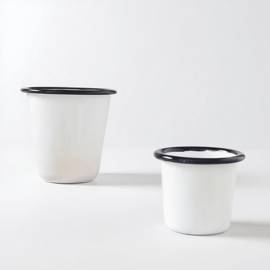 Enamelware.TOP | Enamel V Shape Mug